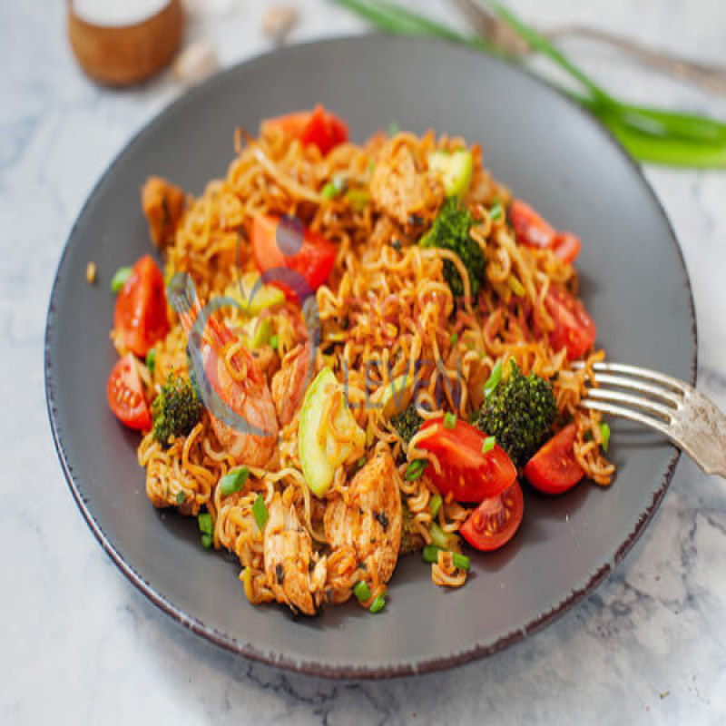 Bami goreng met kippelapjes